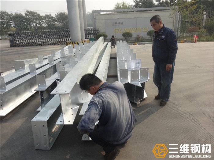 三維鋼結(jié)構(gòu)公司鋼構(gòu)件的采購(gòu)